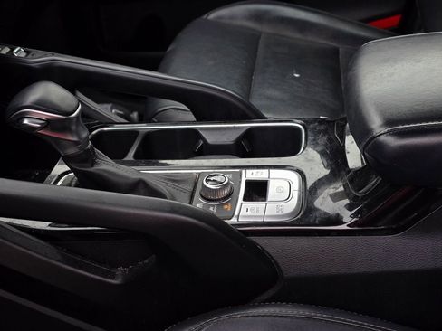 Used 2020 Kia Telluride S w/ S 8 Passenger Seating Package image 11