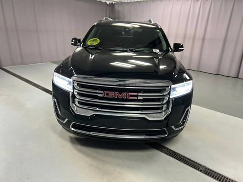 Used 2023 GMC Acadia SLE w/ Driver Convenience Package FWD image 2
