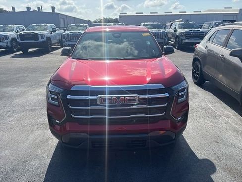 Used 2026 GMC Terrain Elevation FWD image 2