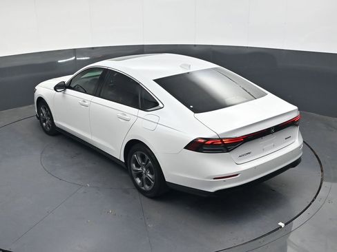 Used 2025 Honda Accord EX-L image 24