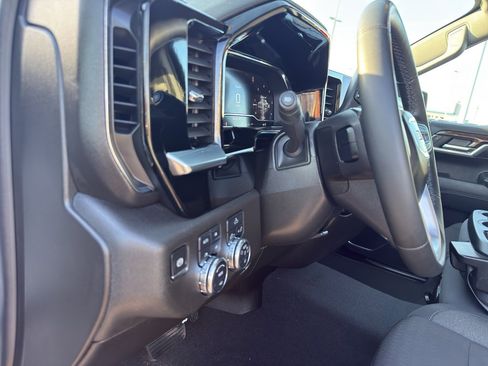 Used 2024 GMC Sierra 1500 Elevation w/ X31 Off-Road Package image 15