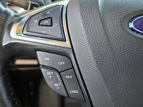 Used 2017 Ford Edge SEL w/ Equipment Group 201A image 11