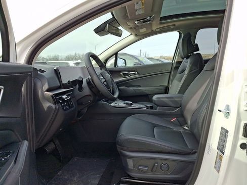 New 2026 Kia Sportage EX image 9
