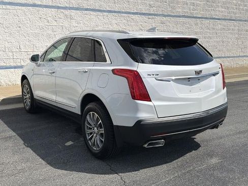 Used 2017 Cadillac XT5 Luxury w/ Driver Awareness Package FWD image 5