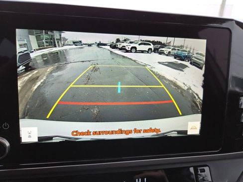 Used 2025 Toyota Camry LE image 15