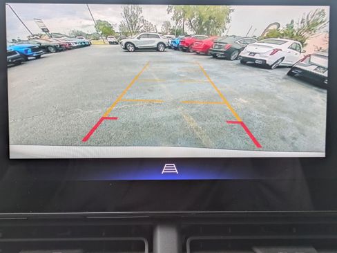 Used 2024 Chevrolet Trax LT w/ Driver Confidence Package image 12