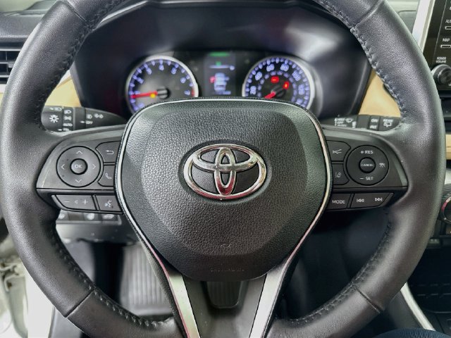 Used 2019 Toyota RAV4 XLE w/ Convenience Package AWD/4WD image 19