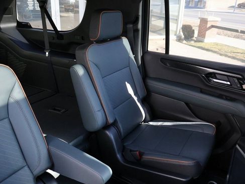 New 2026 GMC Yukon XL AT4 w/ AT4 Premium Plus Package AWD/4WD image 13