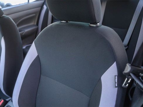 Used 2025 Nissan Versa S w/ Trunk Package image 27