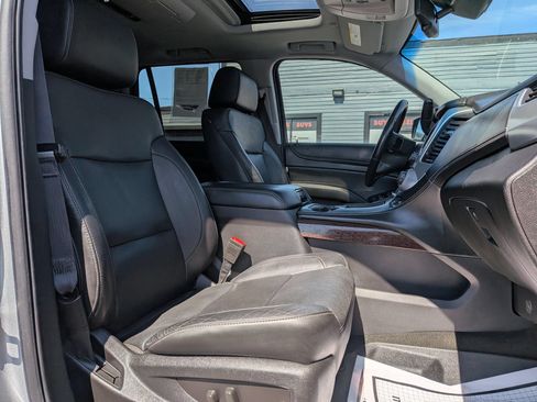 Used 2016 GMC Yukon SLT w/ Open Road Package AWD/4WD image 7