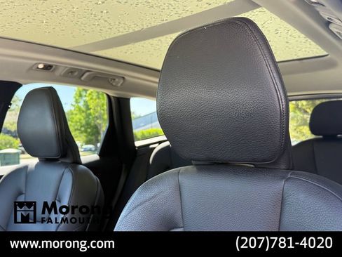 Used 2021 Volvo XC60 T6 Momentum w/ Premium Package AWD/4WD image 29