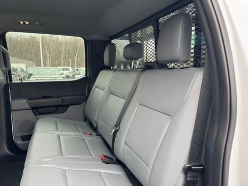New 2025 Ford F550 XL w/ XL Chrome Package image 14