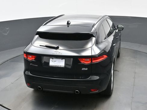 Used 2017 Jaguar F-PACE Premium image 42