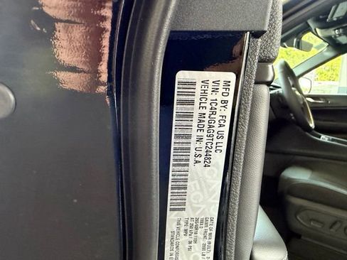 New 2026 Jeep Grand Cherokee Laredo X image 24