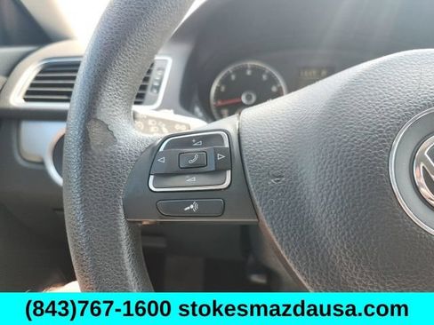 Used 2015 Volkswagen Passat 1.8T S w/ Technology Package FWD image 4