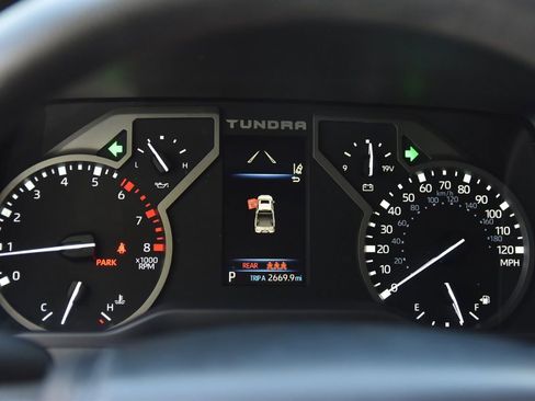 Used 2022 Toyota Tundra SR5 w/ Convenience Package image 25