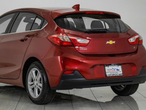 Used 2017 Chevrolet Cruze LT w/ Convenience Package image 57