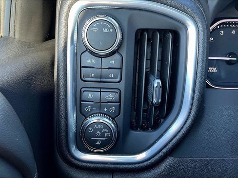 Used 2022 GMC Sierra 1500 SLT w/ SLT Premium Package image 32