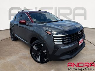 Used 2025 Nissan Kicks SR video 1