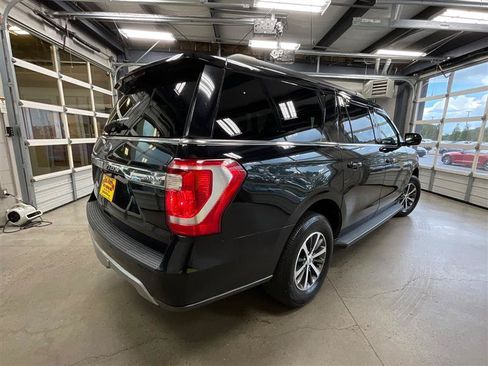 Used 2019 Ford Expedition Max XLT AWD/4WD image 5