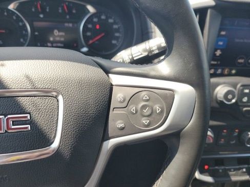 Used 2024 GMC Terrain SLT AWD/4WD image 12