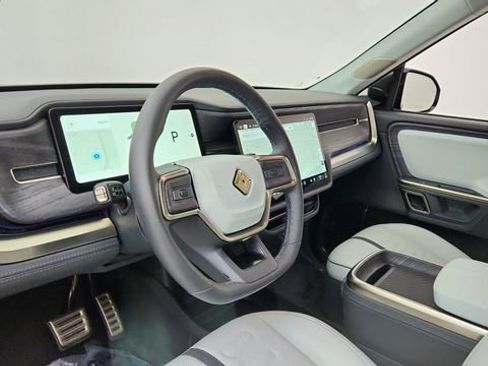 Used 2024 Rivian R1S Adventure image 19