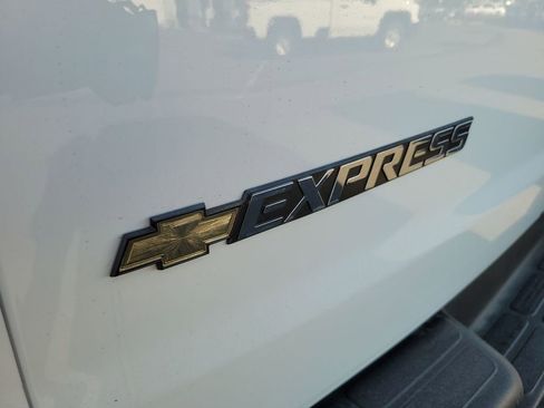 New 2025 Chevrolet Express 2500 w/ Driver Convenience Package image 29