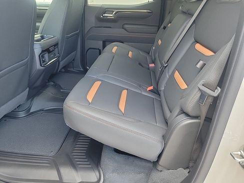 New 2026 GMC Sierra 1500 AT4 w/ AT4 Premium Package AWD/4WD image 23