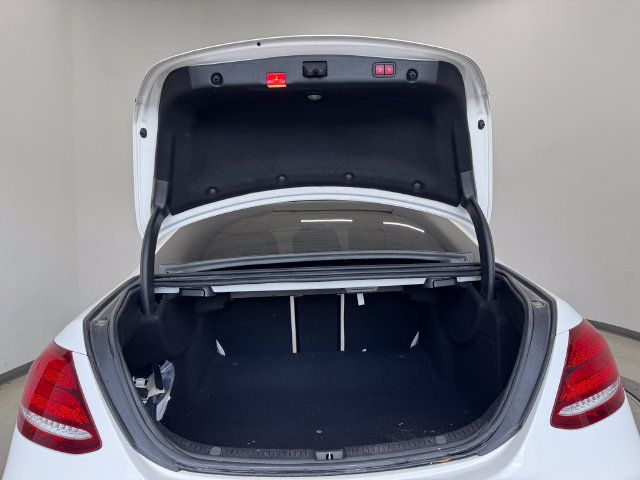 Used 2019 Mercedes-Benz E 300 4MATIC image 7