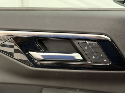 New 2025 Chevrolet Suburban RST w/ RST Capability Package image 36