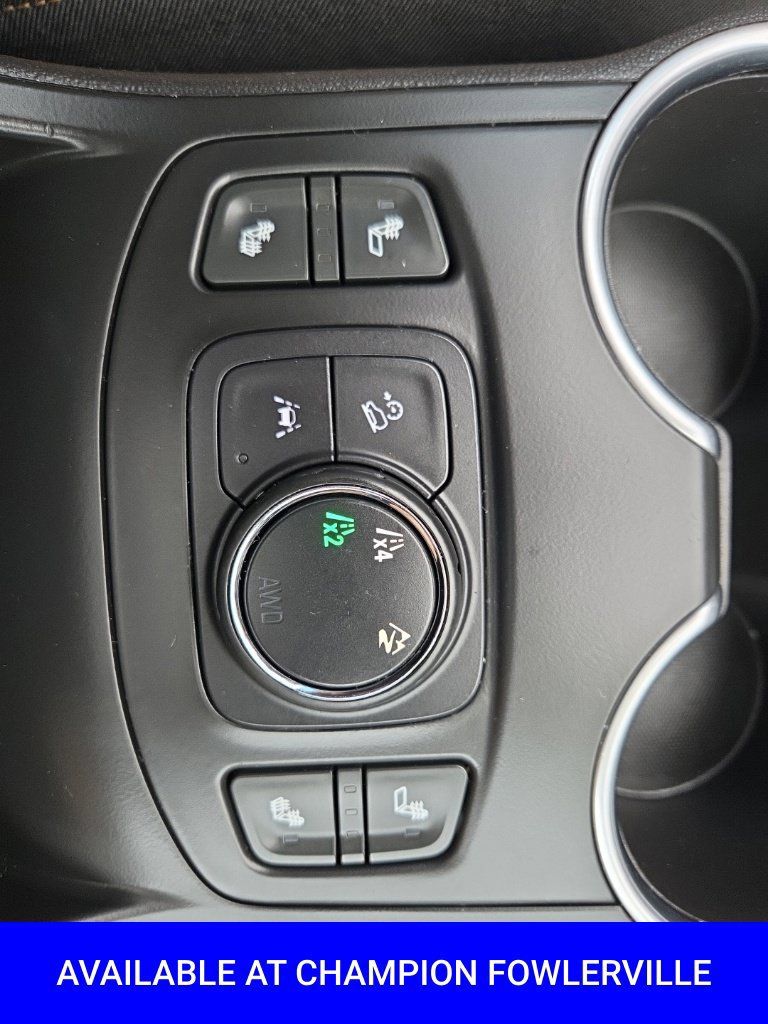 Used 2019 GMC Terrain SLT w/ Infotainment Package II AWD/4WD image 31
