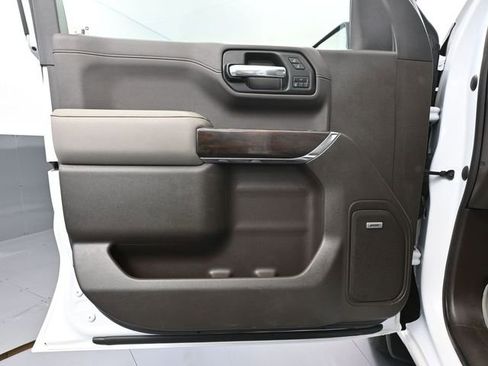 Used 2019 GMC Sierra 1500 SLT w/ SLT Premium Package image 22