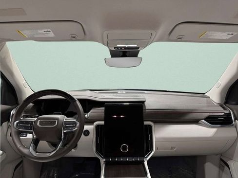 Used 2024 GMC Acadia Denali w/ Super Cruise Package image 11