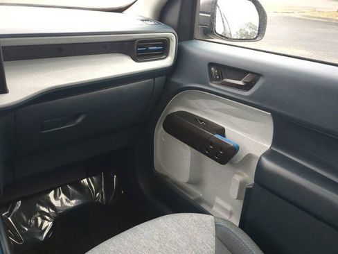 Used 2025 Ford Maverick XLT w/ Equipment Group 302A image 17