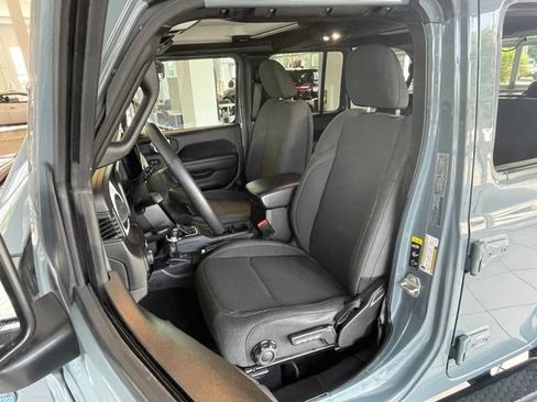 Certified 2024 Jeep Wrangler Unlimited w/ Convenience Group AWD/4WD image 22