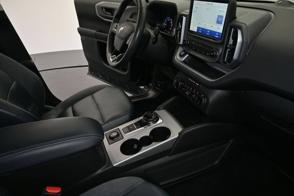 Certified 2022 Ford Bronco Sport Outer Banks w/ Tech Package AWD/4WD image 16