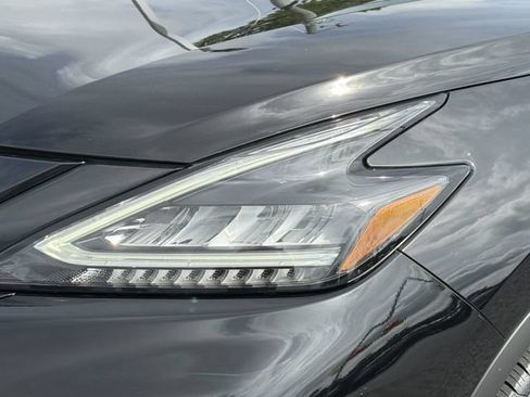 Certified 2024 Nissan Murano SV w/ SV Midnight Edition Package AWD/4WD image 11
