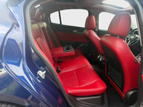 Used 2019 Alfa Romeo Giulia RWD image 15