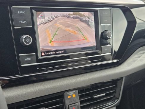 Certified 2023 Volkswagen Taos S FWD image 22