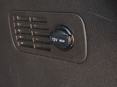 Used 2019 Hyundai Santa Fe SE FWD image 23