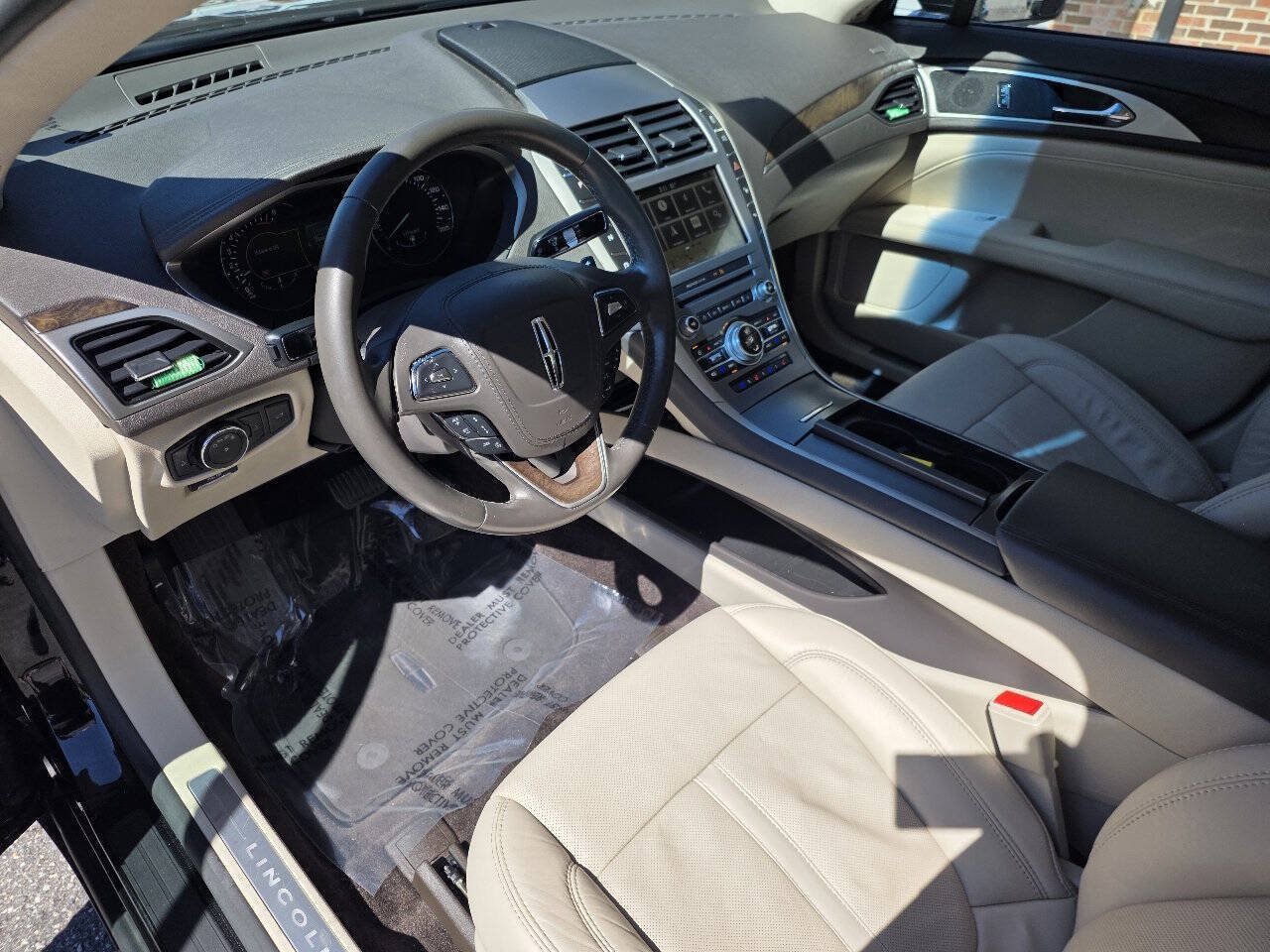 Used 2017 Lincoln MKZ Reserve w/ Technology Package AWD/4WD image 10