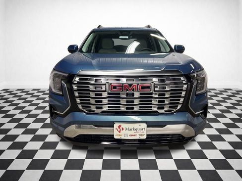 New 2026 GMC Terrain Denali w/ LPO, Black Badging Package image 3