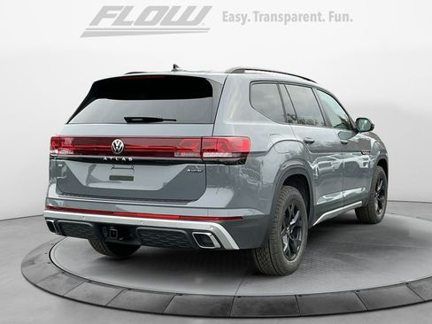 New 2026 Volkswagen Atlas Peak Edition image 7