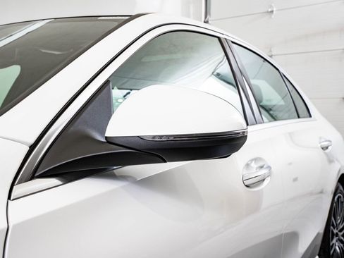 Certified 2025 Mercedes-Benz C 300 4MATIC Sedan image 17