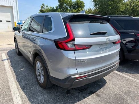Used 2023 Honda CR-V EX image 5