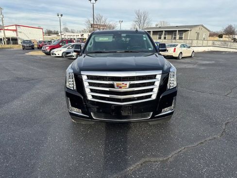 Used 2020 Cadillac Escalade Premium Luxury image 9