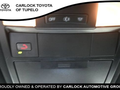 Used 2022 Toyota Tacoma TRD Sport AWD/4WD image 23