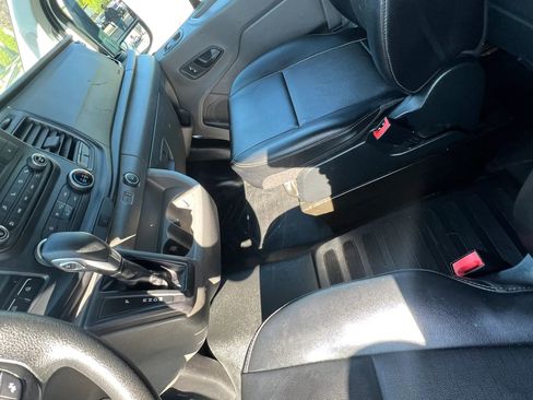 Used 2021 Ford Transit 250 Low Roof RWD image 14