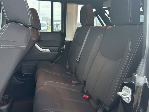 Used 2013 Jeep Wrangler Unlimited Sahara w/ Trailer Tow Group image 16