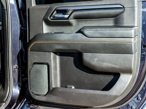 Used 2024 GMC Sierra 1500 AT4 w/ Technology Package image 21